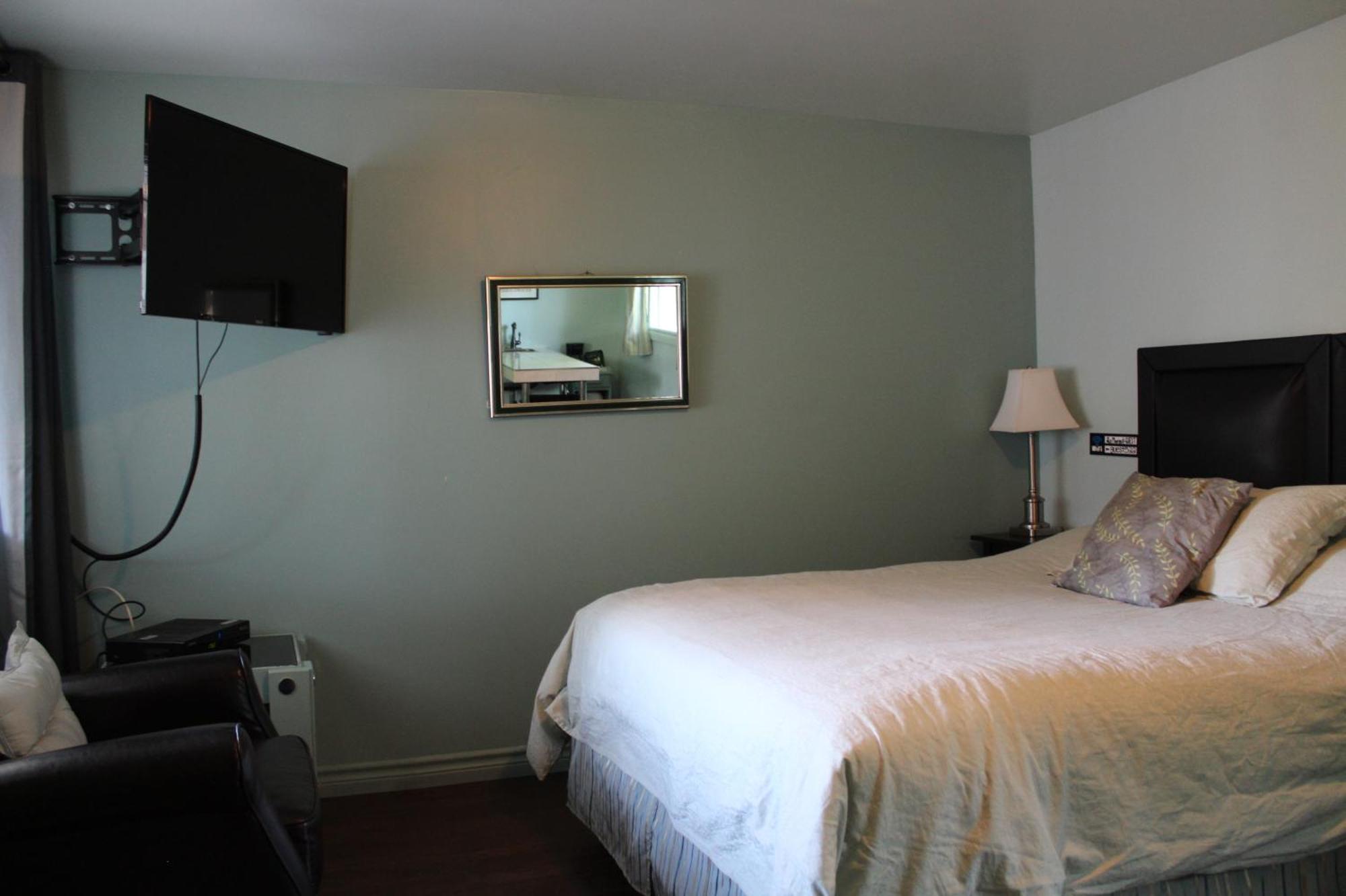 Hotel Le Marigot Vaudreuil-Dorion Esterno foto